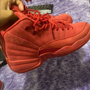 Jordan 12’s